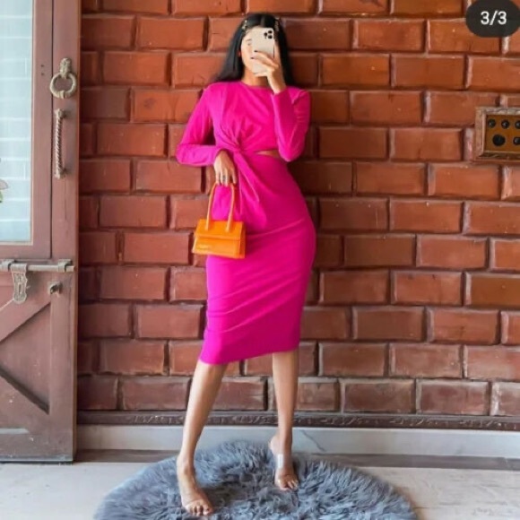 New Zara pink midi dress with with side cutout size small - Picture 5 of 8